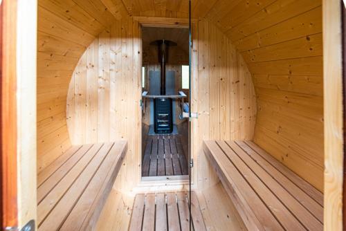Your own private sauna right by the river, and a large secluded front yard just for you